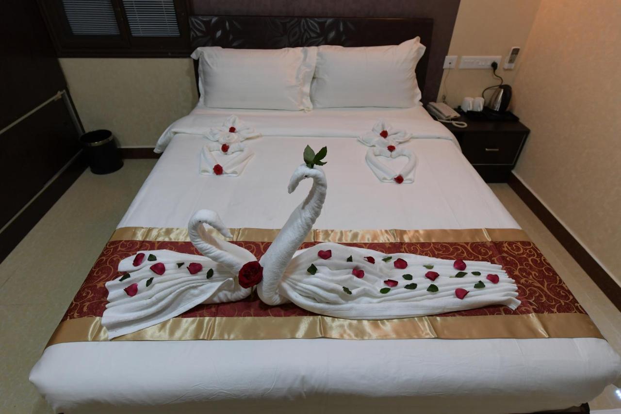 Coastal Grand Hotel Sampath Tiruchirappalli Buitenkant foto