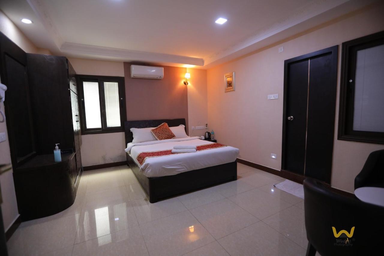 Coastal Grand Hotel Sampath Tiruchirappalli Buitenkant foto