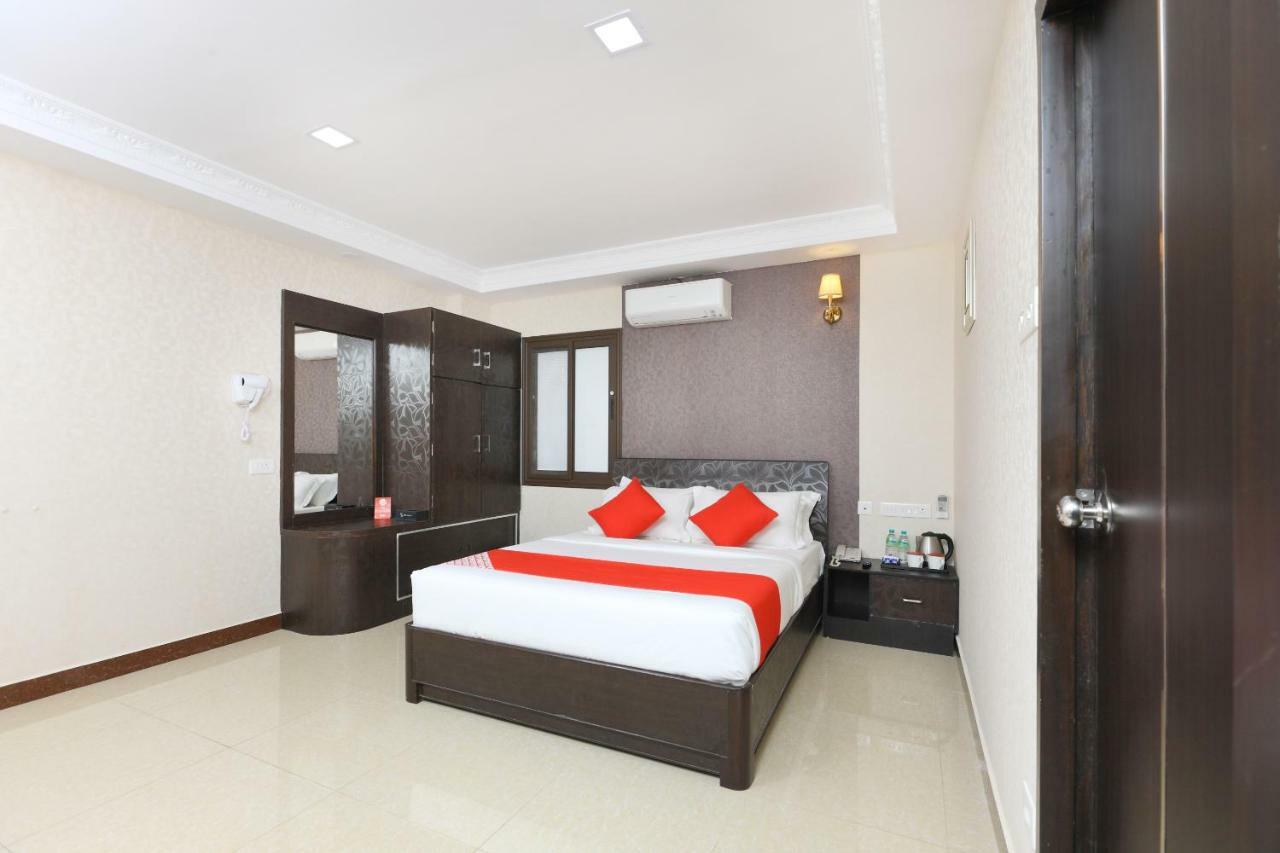 Coastal Grand Hotel Sampath Tiruchirappalli Buitenkant foto