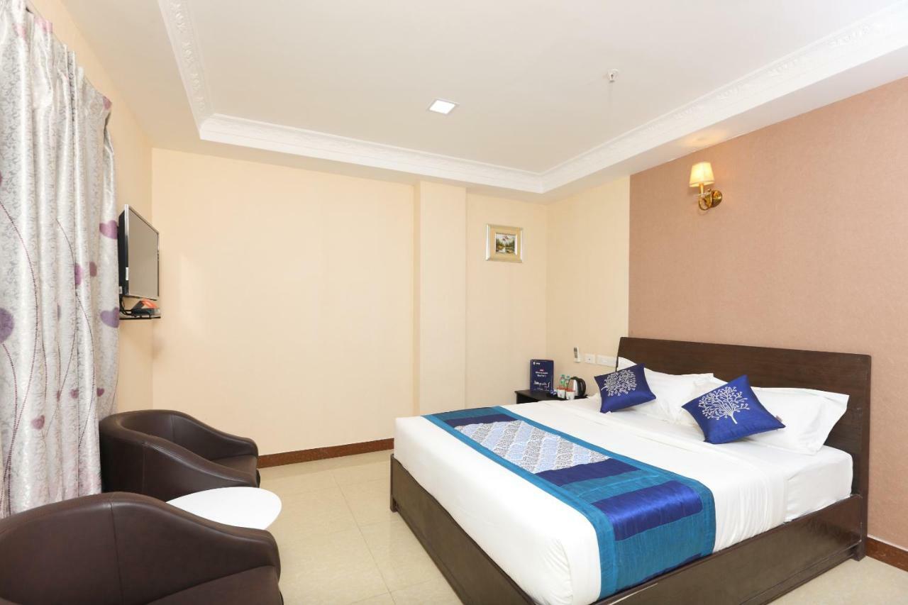Coastal Grand Hotel Sampath Tiruchirappalli Buitenkant foto