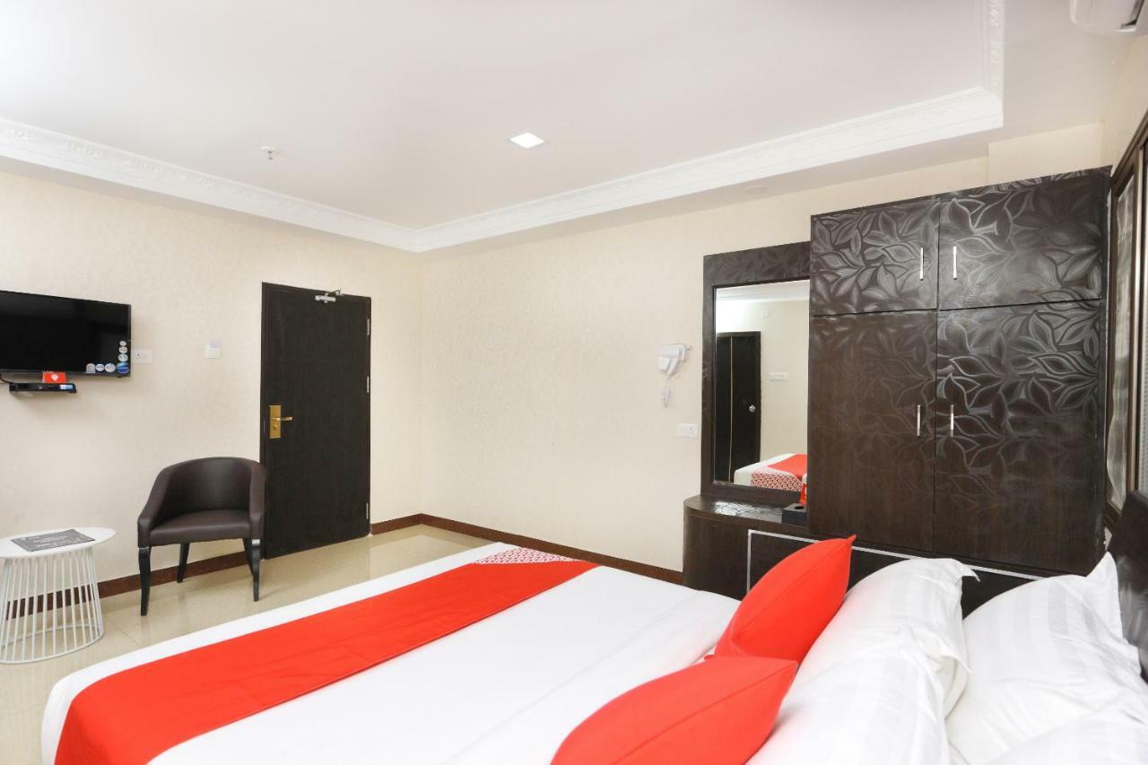 Coastal Grand Hotel Sampath Tiruchirappalli Buitenkant foto